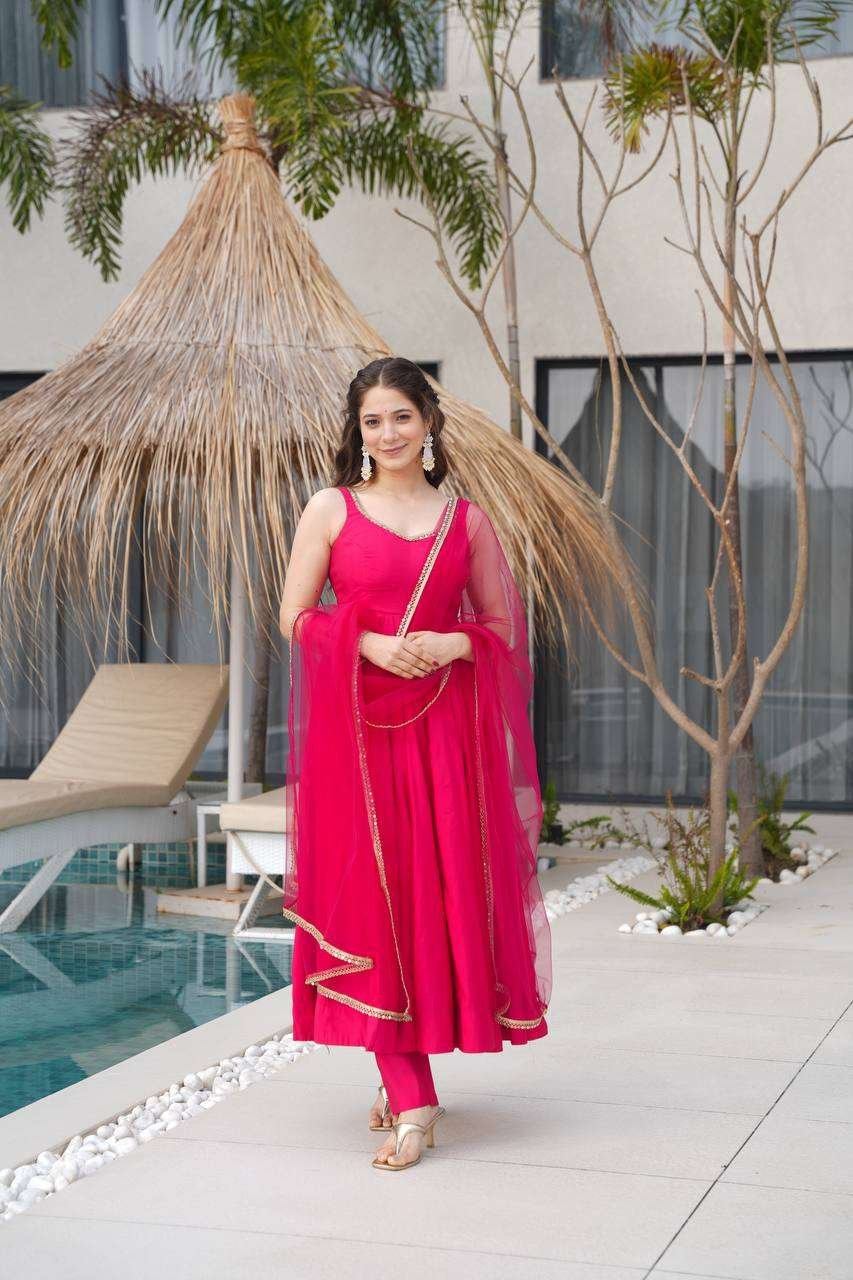 Womens Pure Romansilk Chanderi Anarkali Kurti with Pant & Dupatta Set - Image 4