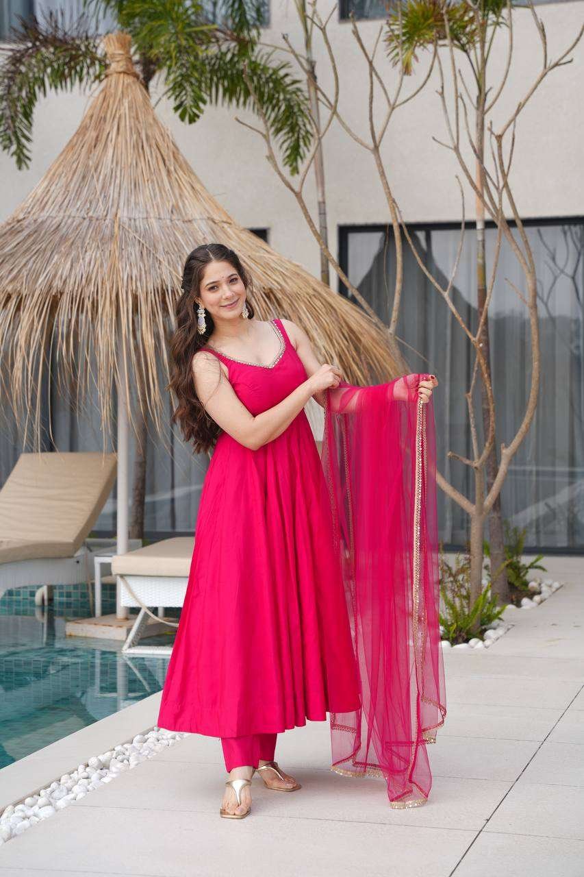 Womens Pure Romansilk Chanderi Anarkali Kurti with Pant & Dupatta Set - Image 2